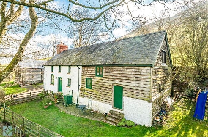 4 Bedroom Detached House For Sale In Llanfaredd, Builth Wells, LD2