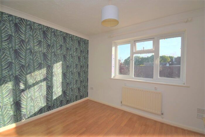 2 Bedroom End Of Terrace House To Rent In Britannia Gardens, Hedge End, Southampton, SO30