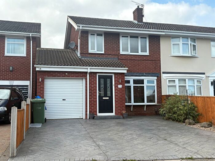 3 Bedroom Semi-Detached House For Sale In Chadderton Drive, Thornaby, Stockton-On-Tees, TS17