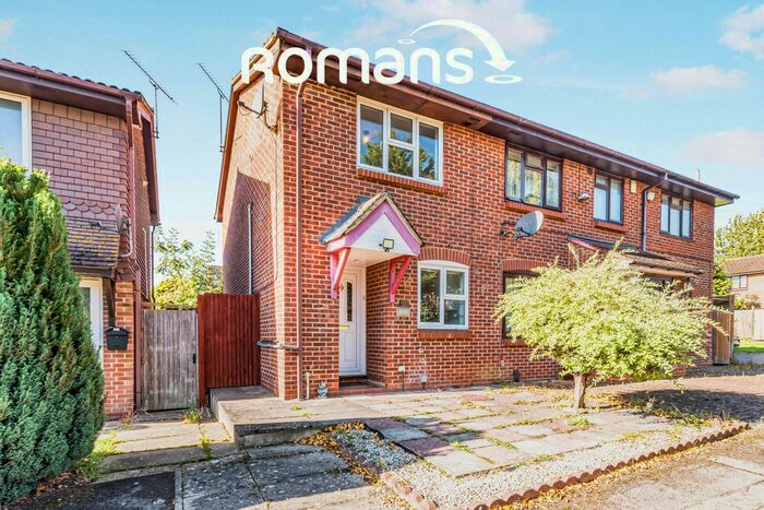 2 Bedroom Semi-Detached House To Rent In Fleetham Gardens, Lower Earley, Reading, RG6