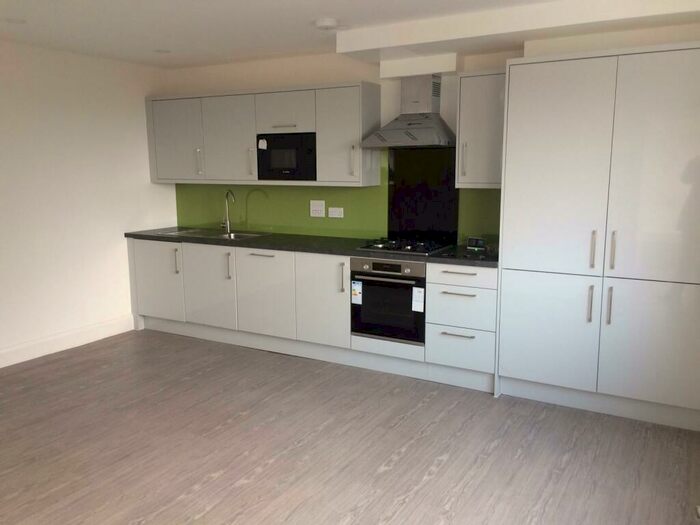 3 Bedroom Apartment To Rent In Goodrich Mews, Dudley, DY3