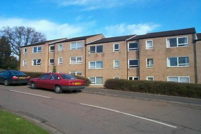 2 Bedroom Flat To Rent In Burrows Court, Northampton, NN3