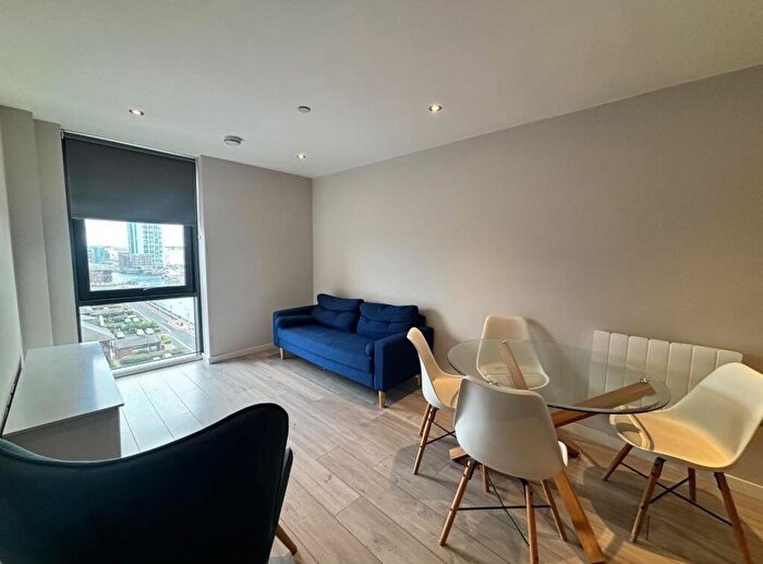 2 Bedroom Apartment To Rent In Jesse Hartley Way, Liverpool, L3