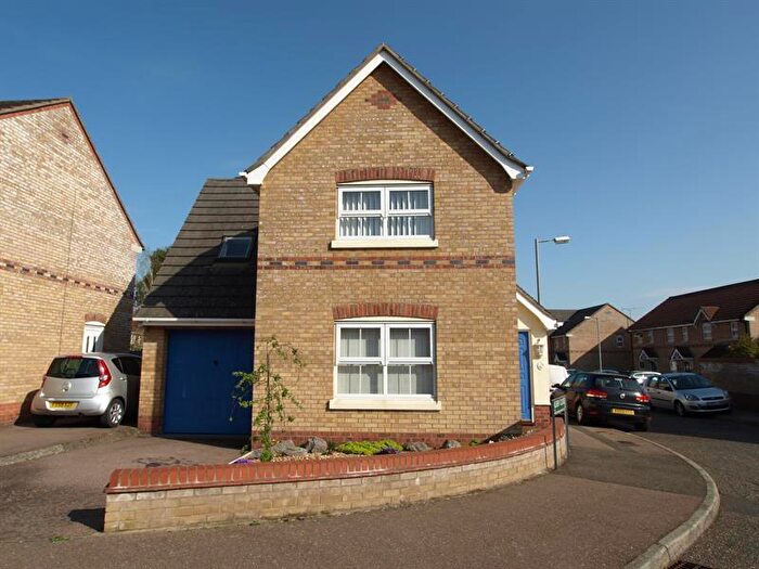 3 Bedroom Detached House To Rent In Desborough Way, NR7