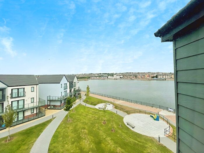 1 Bedroom Flat For Sale In Ffordd Y Dociau, Barry, CF62