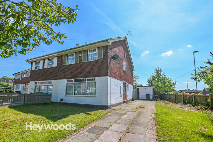 3 Bedroom Semi-Detached House To Rent In Trent Grove, Westbury Park, Newcastle-under-Lyme, ST5