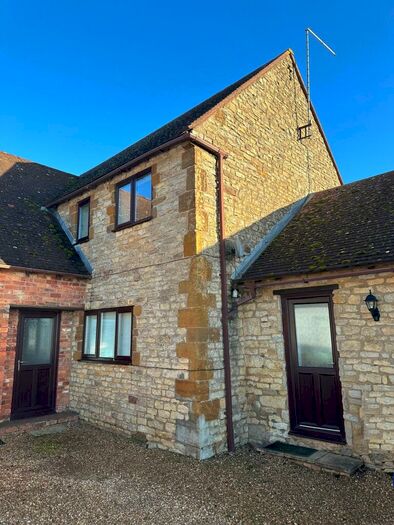 2 Bedroom Apartment To Rent In Wood Farm, Northampton Road, Tiffield, NN12