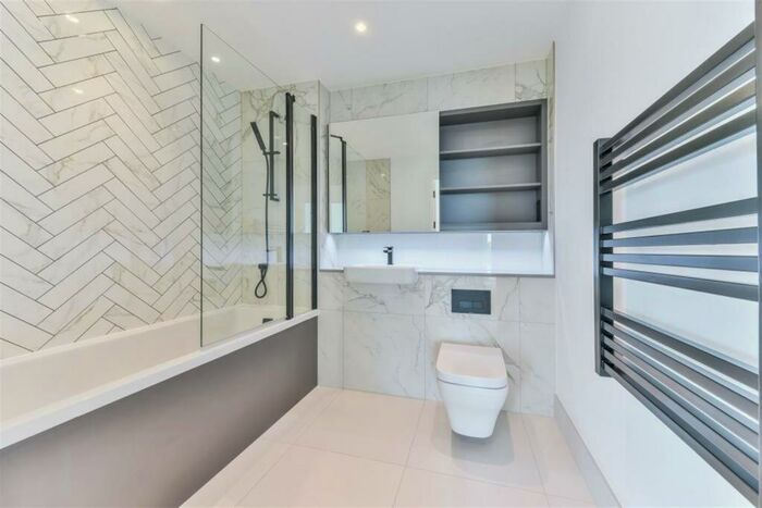 2 Bedroom Apartment To Rent In Quill House, SE3