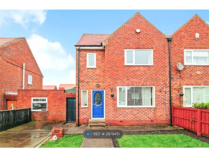 2 Bedroom Semi-Detached House To Rent In Surrey Avenue, Sunderland, SR3