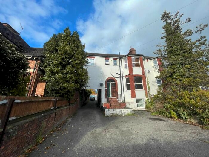 1 Bedroom Flat To Rent In Rickmansworth Road, Watford, Hertfordshire, WD18