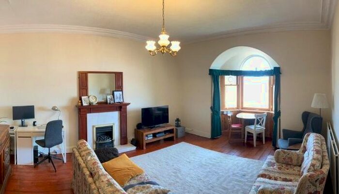 2 Bedroom Flat To Rent In East Trinity Road, Trinity, Edinburgh, EH5