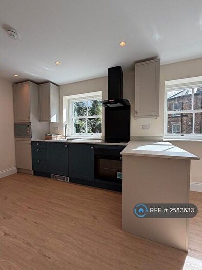 2 Bedroom Detached House To Rent In Broomhall Road, Sheffield, S10