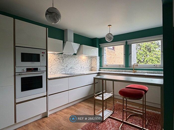 2 Bedroom Flat To Rent In Broughty Ferry, Dundee, DD5