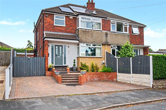 3 Bedroom Semi-Detached House For Sale In Springbank Crescent, Garforth, Leeds, West Yorkshire, LS25