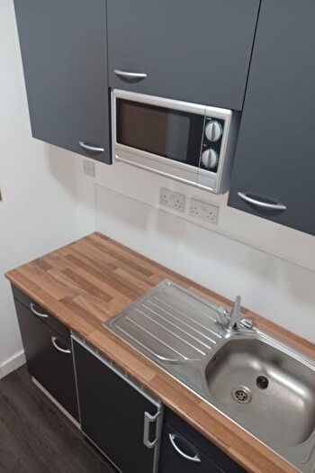 1 Bedroom Studio To Rent In Lower Bryan Street, Hanley, Stoke-On-Trent, ST1