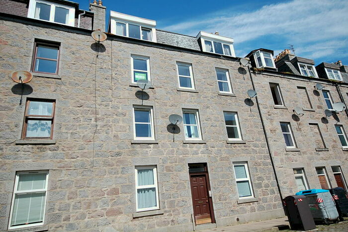 1 Bedroom Flat To Rent In Kintore Place, City Centre, Aberdeen, AB25