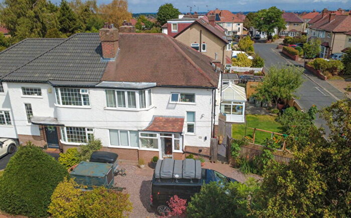 3 Bedroom Semi-Detached House For Sale In Irby Road, Heswall, CH61