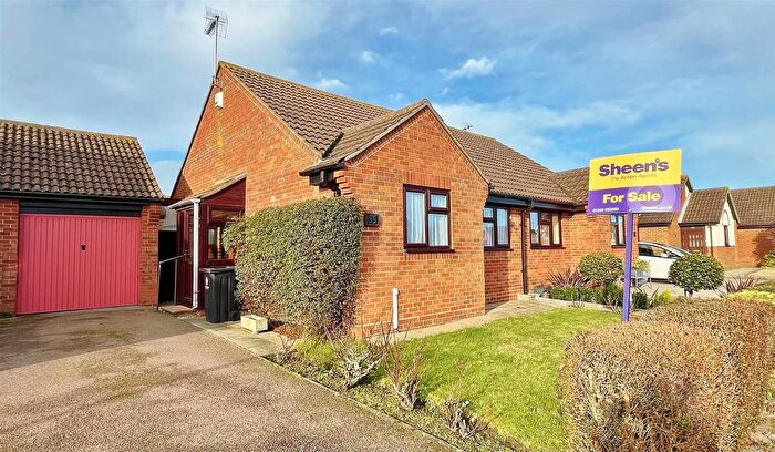 2 Bedroom Semi Detached Bungalow To Rent In Stallards Crescent, Kirby Cross, CO13