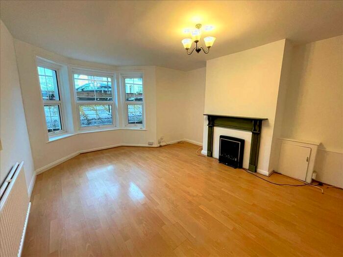 1 Bedroom Flat To Rent In Beulah Road, Tunbridge Wells, TN1