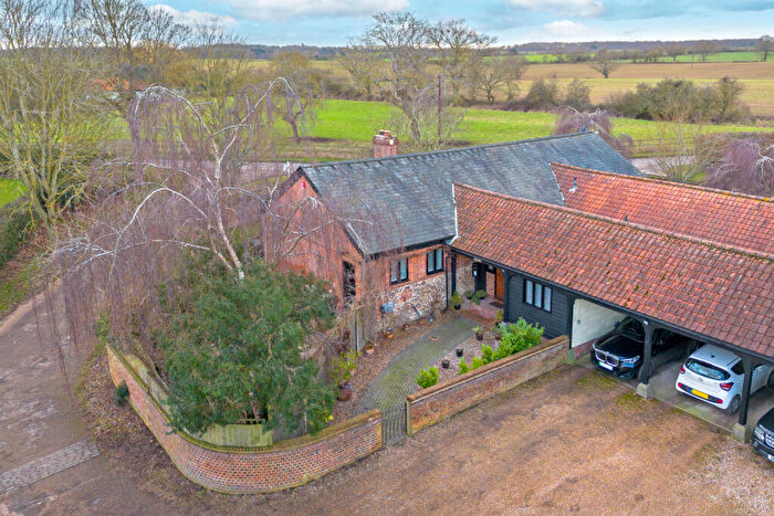 5 Bedroom House For Sale In Grange Green, Tilty, Dunmow, Essex, CM6