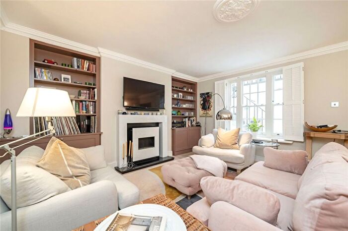 2 Bedroom Flat To Rent In Cumberland Street, London, SW1V