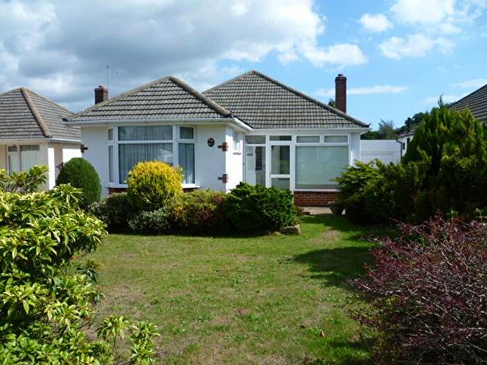 2 Bedroom Detached Bungalow To Rent In Venning Avenue, Bear Cross, BH11
