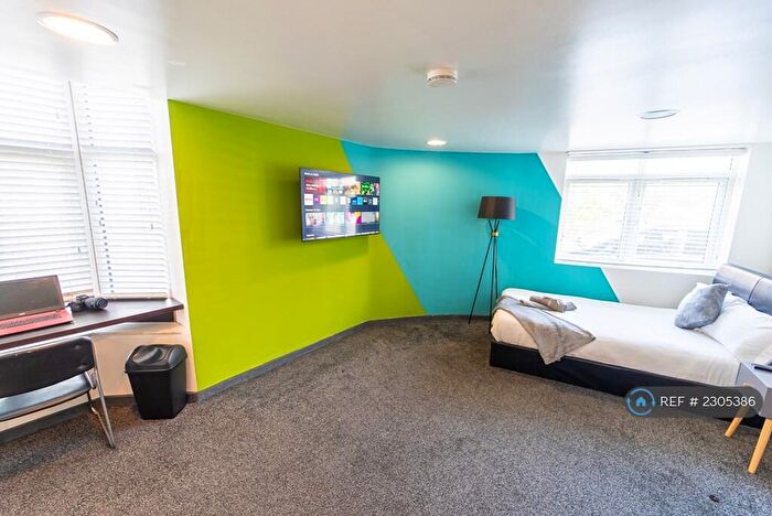 Studio To Rent In Dale Road, Birmingham, B29