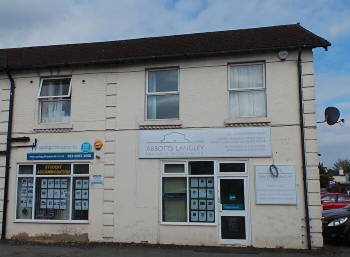 1 Bedroom Flat To Rent In Portswood Road, SO17