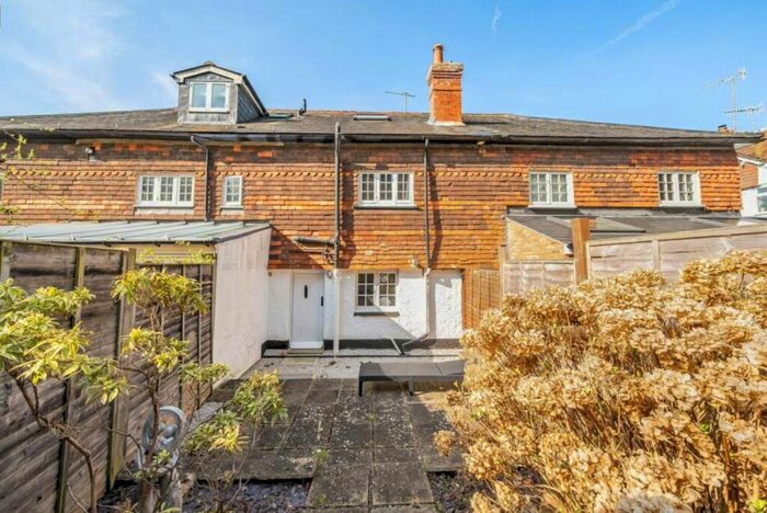 2 Bedroom Cottage To Rent In Hillside Cottages, Blackheath, GU4