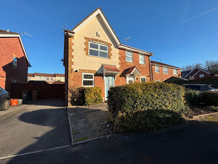 2 Bedroom Semi Detached House For Sale In Y Felin Ffrwd, Energlyn, Caerphilly, Caerphilly, CF83
