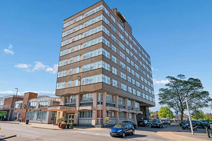 1 Bedroom Flat For Sale In Church Street, Dunstable, LU5