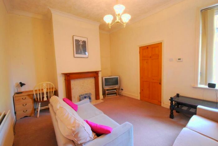 2 Bedroom Flat To Rent In Shortridge Terrace, Jesmond, NE2