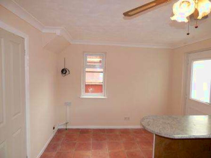 3 Bedroom Semi-Detached House To Rent In Hills Lane Drive Telford, TF7