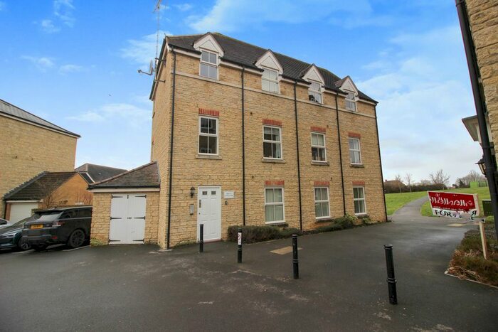 2 Bedroom Flat To Rent In Truscott Avenue, Redhouse, Swindon, SN25