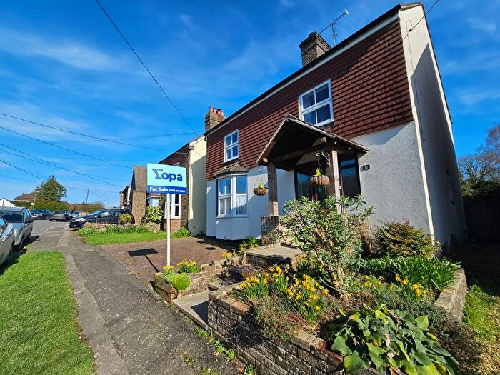 5 Bedroom Detached House For Sale In Faygate Lane, Horsham, RH12