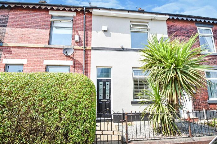 2 Bedroom Terraced House For Sale In Dumers Lane, Radcliffe, M26