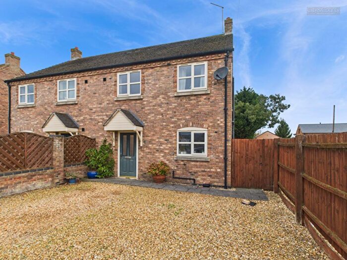 3 Bedroom Semi-Detached House For Sale In Station Road, Gedney Hill, PE12