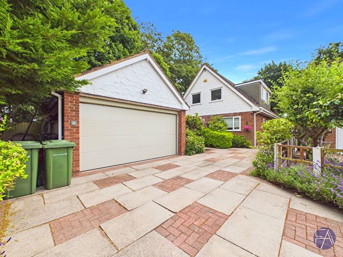 3 Bedroom Detached House For Sale In Timms Close, Formby, Merseyside, L37
