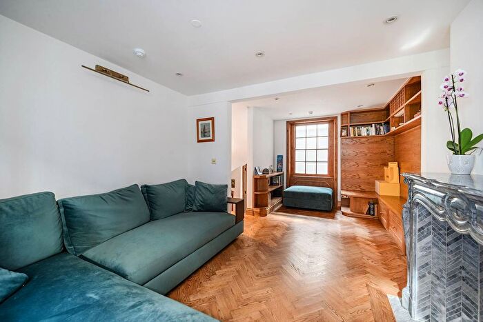 3 Bedroom Terraced House To Rent In Colville Place, Fitzrovia, London, W1T