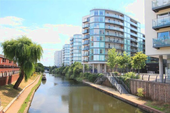 1 Bedroom Flat To Rent In Vantage Building, High Point Village, Station Approach, Hayes, Middlesex, UB3