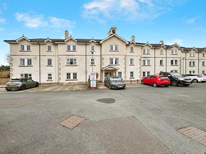 1 Bedroom Flat For Sale In Lound Street, Kendal, LA9