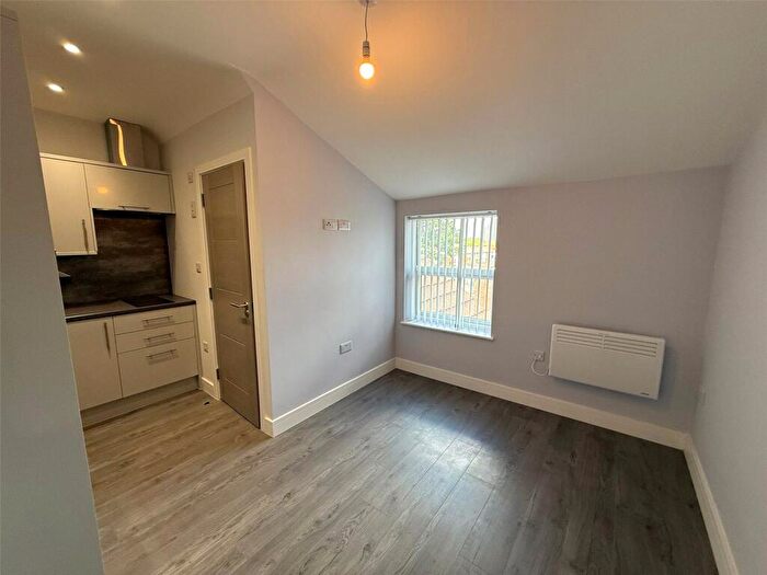 Studio To Rent In Rimrose Road, Bootle, Merseyside, L20