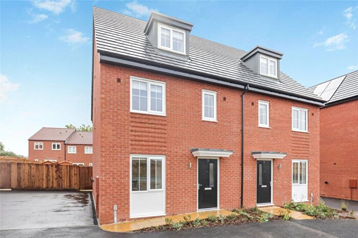 3 Bedroom Semi-Detached House To Rent In Sedge Close, Harpole, Northampton, NN7
