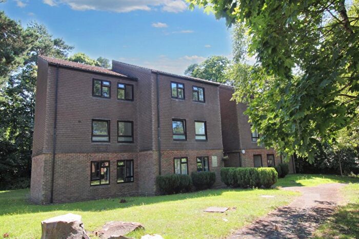 2 Bedroom Apartment To Rent In Dawsmere Close, Camberley, Surrey, GU15