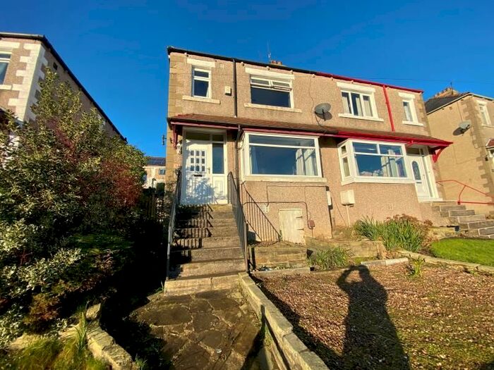 3 Bedroom Semi-Detached House To Rent In St Annes Terrace, Baildon, West Yorkshire, BD17