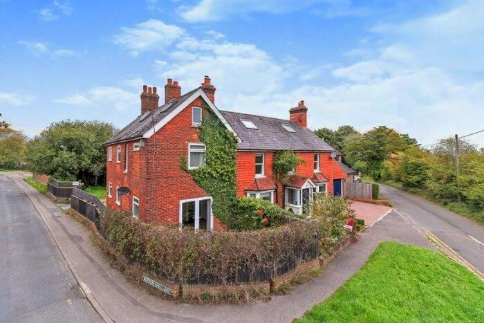 3 Bedroom Semi-Detached House To Rent In Mutton Hall Lane, Heathfield, TN21