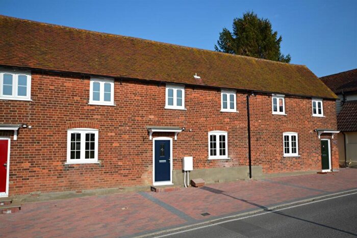 2 Bedroom Cottage For Sale In North Hill, Little Baddow, CM3