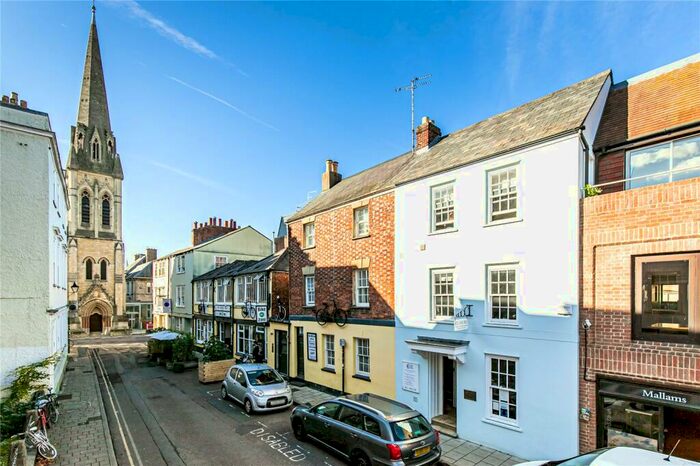 3 Bedroom Apartment To Rent In St. Michaels Street, Oxford, OX1