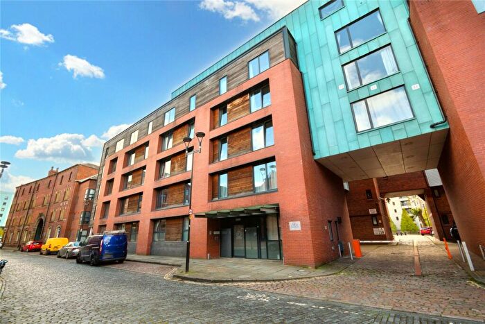 1 Bedroom Apartment To Rent In The Chandlers, Leeds, West Yorkshire, LS2