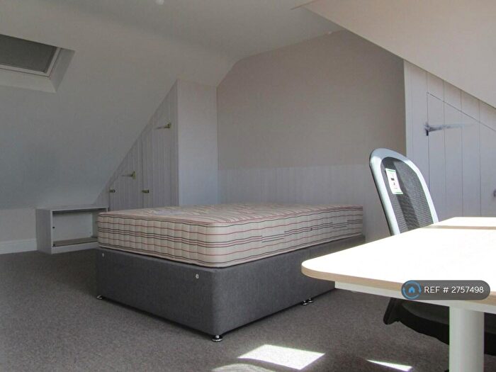 6 Bedroom Terraced House To Rent In Wellington Hill, Bristol, BS7